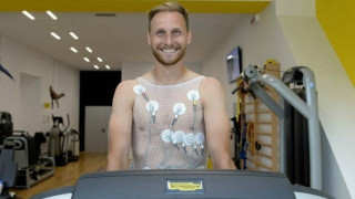 Ιατρικά στην                 Γιουβέντους ο Χέβεντες