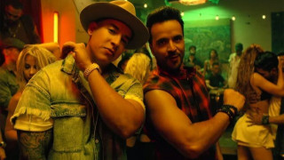Δεύτερο «Despacito» με... κλαρίνα σε ελληνικό πανηγύρι! (ΒΙΝΤΕΟ)
