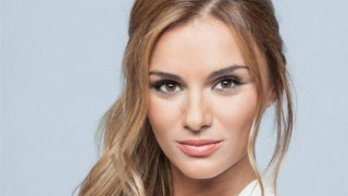 Ελένη Τσολάκη: «Παντρεύομαι      το Σάββατο» (ΒΙΝΤΕΟ)