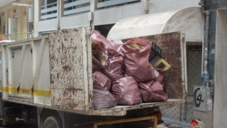 Θεσσαλονίκη: Δημοτικός υπάλληλος έπεσε     από φορτηγό