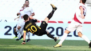 «Ντόρτια» της ΑΕΚ στη Λάρισα       με γκολάρα Μάνταλου