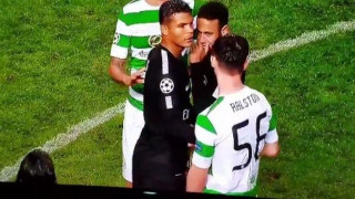 Αγνόησε και ειρωνεύτηκε    αντίπαλο ο Νεϊμάρ (video)