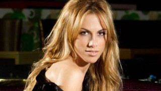 Η Ντορέττα Παπαδημητρίου κόβει την ανάσα σε σούπερ σέξι φωτογράφιση