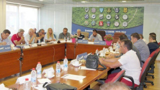 Εμμένει σε πρωτάθλημα 17 ομάδων η Football  League