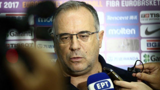 Σκουρτόπουλος: «Mας ταιριάζει πιο πολύ η Ρωσία» (videos)