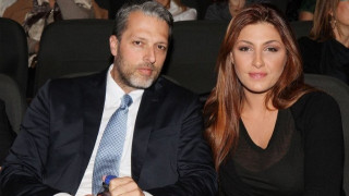 Έγκυος και η                                 Έλενα Παπαρίζου;