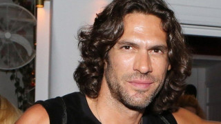 Ο Γιάννης Σπαλιάρας αποκαλύπτει εάν τελικά παντρεύεται! (ΒΙΝΤΕΟ)