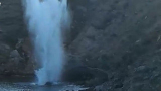 Σύρος: Εξουδετέρωση χειροβομβίδας στη θάλασσα! (ΒΙΝΤΕΟ)