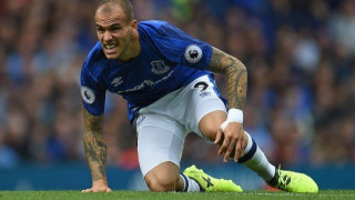 Ανοίγει λογαριασμό                  ο Σάντρο Ραμίρεζ