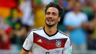 «Χρυσάφι» για Χούμελς