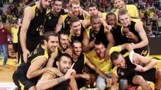 ΕΣΑΚΕ: Με τον «θεό» στο πλευρό του 