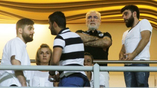 Ο Γιώργος Σαββίδης           το σκέφτεται για Καραϊσκάκη