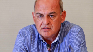 Της κακομοίρας:         Η παράγκα ζει και βασιλεύει