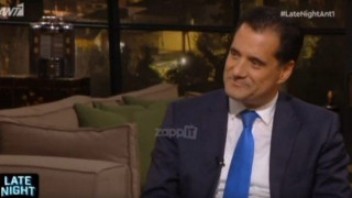 Σε αμηχανία ο Άδωνις Γεωργιάδης με... ερωτική ερώτηση του Λιάγκα!