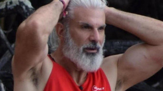 «Πρωινό»: Είπαν τον Μάνο Πίντζη... «παλτό» του Nomads! (ΒΙΝΤΕΟ)