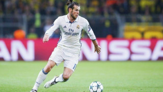 Πάλι        άτυχος          ο                Μπέιλ