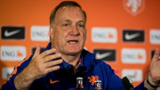 «Λίγα τα ψωμιά» του Ντιρκ Αντβοκαατ στην εθνική Ολλανδίας