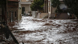 Αδιανόητη τραγωδία: 14 οι νεκροί στη Μάνδρα λόγω πλημμύρας!