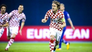 Μόντριτς: «Τραγωδία αν αποκλειστούμε από το Μουντιάλ»