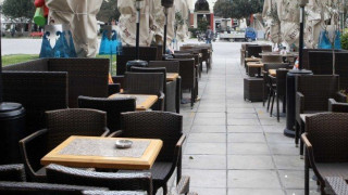 Θεσσαλονίκη: Παρουσία εισαγγελέα οι έφοδοι για τα παράνομα τραπεζάκια