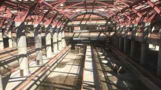 Θεσ/νίκη: Μπήκαν οι πρώτες ράγες της σιδηροδρομικής γραμμής του μετρό