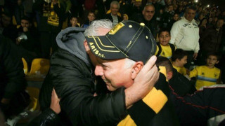 Νίκος Γκάλης: «Χαίρομαι για τον κόσμο και την αγάπη του»