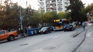 Οδηγός πάρκαρε παράνομα στην Τούμπα & η ουρά έφτασε Τριανδρία (ΒΙΝΤΕΟ)