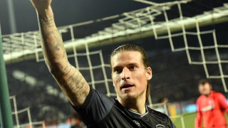 Αντί να κινδυνεύει από στοκάρισμα  να δημιουργεί υπεραξίες παικτών