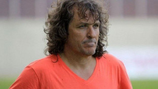 «Ο Βιεϊρίνια πρέπει να χάσει κιλά γιατί μάλλον τρώει μπουγατσούλα!»