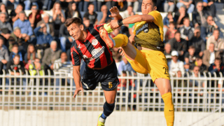 Ζήτημα                            αυτοσυγκέντρωσης