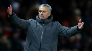 «Ποιος έριξε το μπουκάλι στον Μουρινιο;» Βγήκαν τα πονταρίσματα!