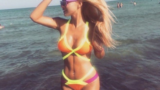 Εντυπωσιακή, ψηλή, ξανθιά και        Ελληνίδα! (pics)
