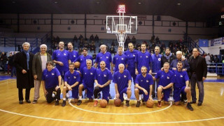 «Λάμψη» αστέρων στο                Ιβανώφειο! (pics)