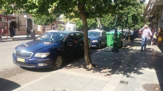 Θεσσαλονίκη - Ωραιόκαστρο: Έκλεψαν ταξί και έγιναν καπνός