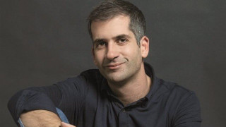 Ο Μπακογιάννης αυτοτρολάρεται για το κόψιμο της Ελληνοφρένειας (ΦΩΤΟ)