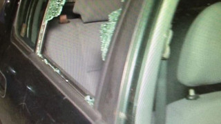 Επίθεση κουκουλοφόρων στην Τv100, ένας τραυματίας! (pics)