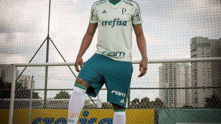 Συμφώνησε με Γέρι Μίνα                η Μπαρτσελόνα