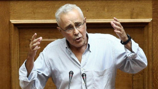 Της κακομοίρας: Παραίτηση    υπουργού     λόγω…   Αρη