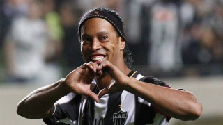 Μαζί με τον Ροναλντίνιο, αποχαιρετούμε το joga bonito