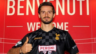 Στην Μπάρι και                  επίσημα ο Οικονόμου!