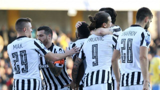 Το ηθικό ψηλά,                    την μπάλα χαμηλά!