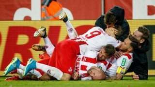 Το παλεύει με                                         καρδιά η Κολωνία