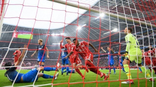 Δεν έχει αντίπαλο η Μπάγερν, πάτησε στη δεύτερη θέση η Σάλκε!