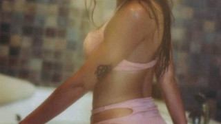 Η Θεσσαλονικιά παρουσιάστρια με την αδιανόητη... πίσω όψη! (ΦΩΤΟ)