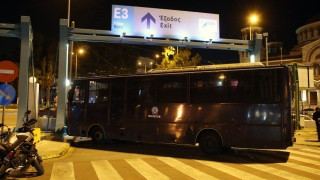 Επεισόδια με οπαδούς της ΑΕΚ στο λιμάνι του Πειραιά! (vid)