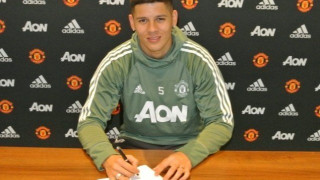 Στην Μάντσεστερ Γιουνάιτεντ έως το 2021 ο           Ρόχο