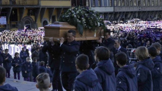 Σύσσωμη η Ιταλία   στο τελευταίο αντίο του Αστόρι (pic)