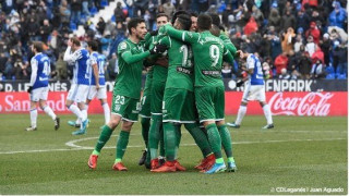 Με το μυαλό                                               στη Μαρσέιγ