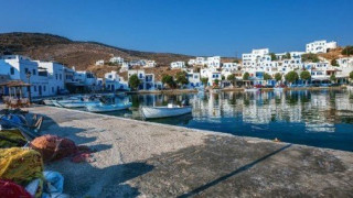 Guardian:                      «Τήνος, ένας γαστρονομικός παράδεισος!»