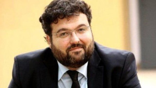 Με παλιό ύφασμα καινούργιο         κουστούμι δεν γίνεται με τίποτα